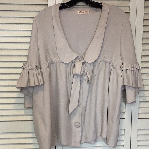 Dusty pink blouse with ruffles women’s size 10 - Picture 2 of 3